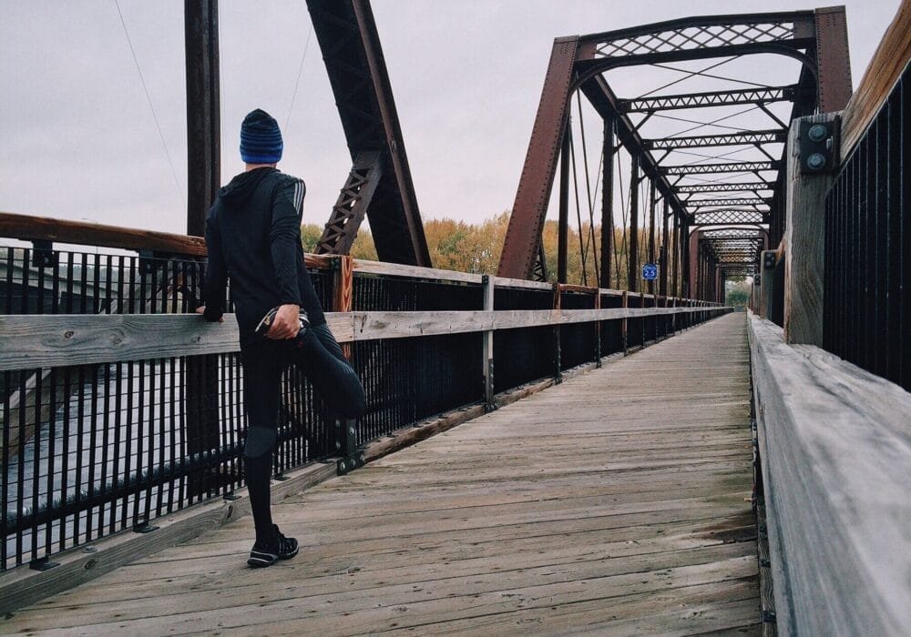 Courir en Hiver et dans le Froid : Conseils pour Éviter les Blessures et Rester au Chaud