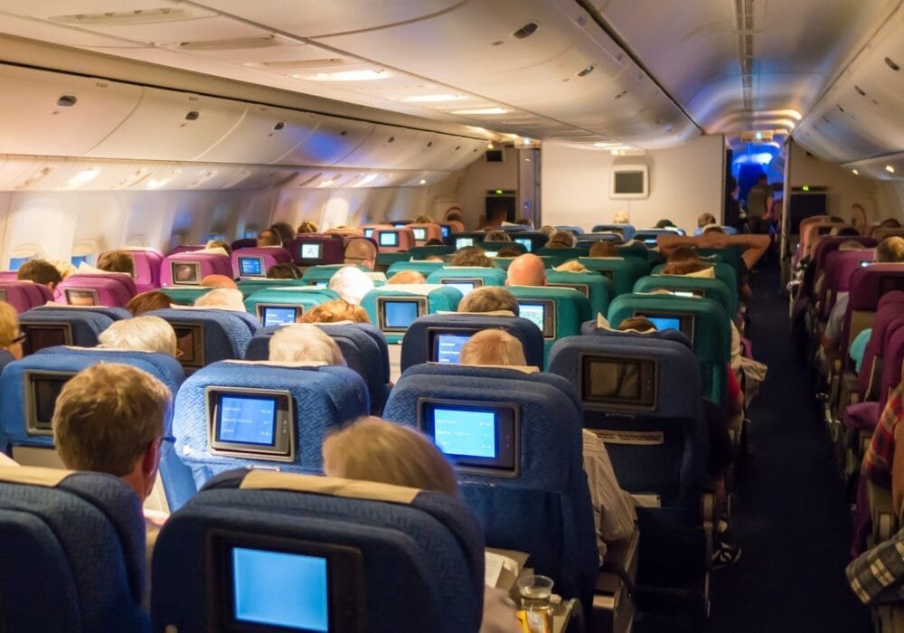 Dormir dans un avion : Mission impossible ? Nos astuces